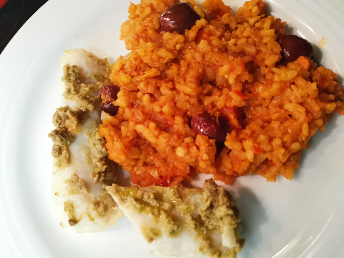 Olive risotto fish medallions