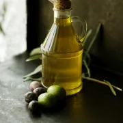Best South African olive oil 2026 — Karoo extra virgin pour